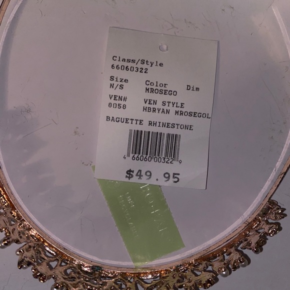 Tiara 👑 - Picture 2 of 5